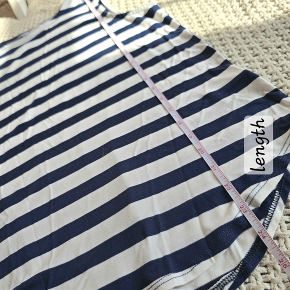 Cupio | Medium | Blue & White Striped Sleeveless Tank - Picture 8 of 8